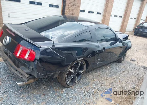 2011 Ford Mustang V6 Premium z USA, uszkodzony, nr VIN 1ZVBP8AM8B5116411